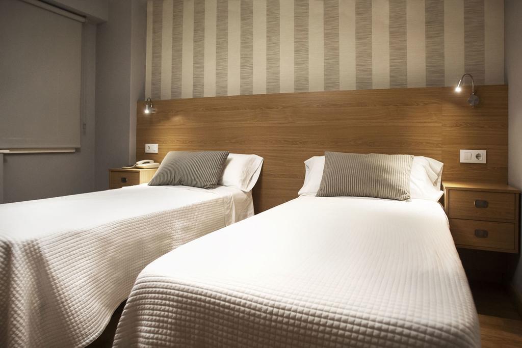 Hostal Crisol A Coruña Zewnętrze zdjęcie